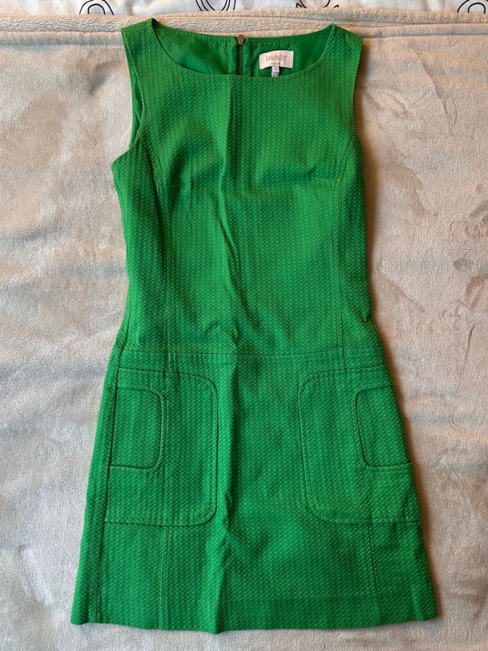 Textured Green Sleeveless Sheath Dress
